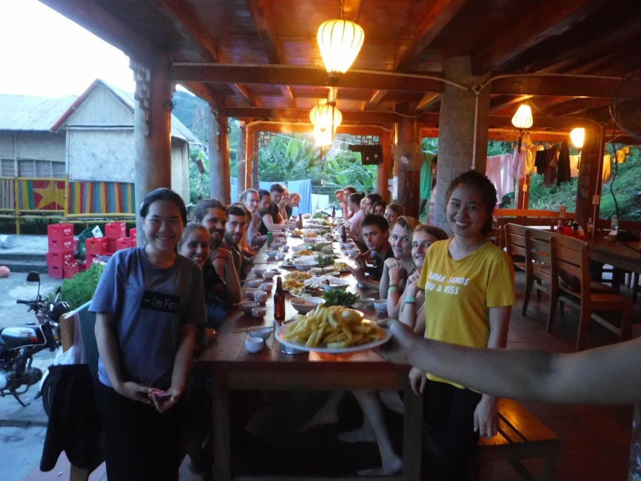 Woodstock Beach Camp Hien Hao Exteriör bild