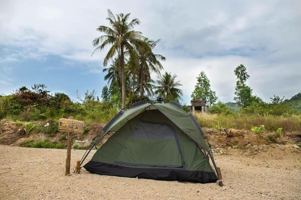 Woodstock Beach Camp Hien Hao Exteriör bild